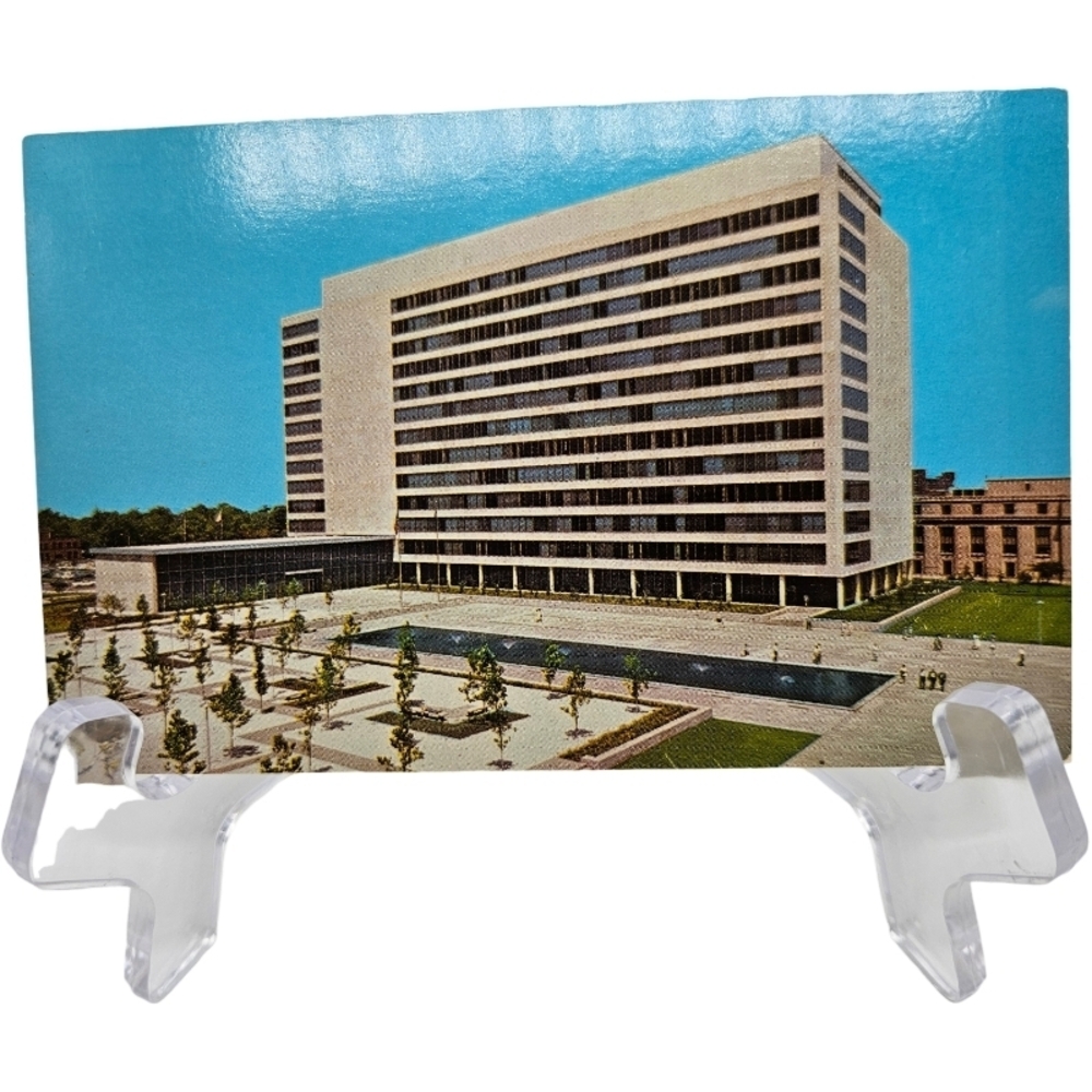 📬 Vintage Unused Postcard The Indiana State Office Building Indianapolis IN
